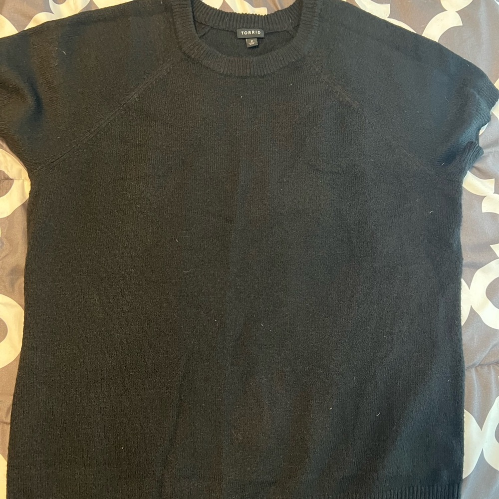 Torrid Tunic short sleeve sweater
